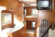 Hire Motorhome, Mooveo - C6